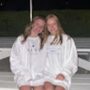 Meet your Posher, Hollis